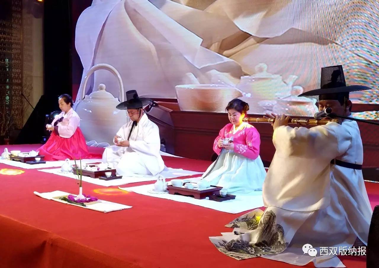 臻味號十周年 弘揚(yáng)普洱茶文化，做優(yōu)古樹茶品牌，以茶道浸潤人心